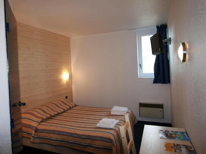 Kyriad Direct Dreux Kültér fotó