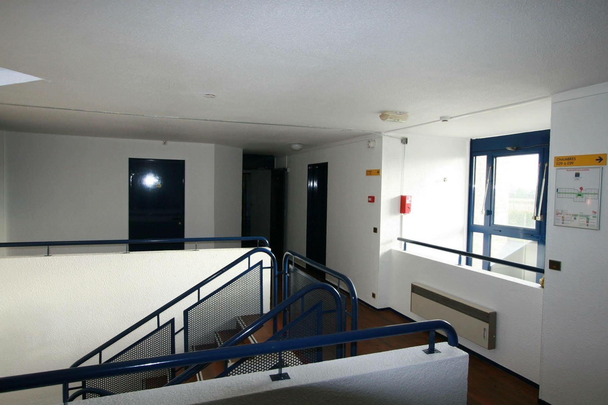Kyriad Direct Dreux Kültér fotó